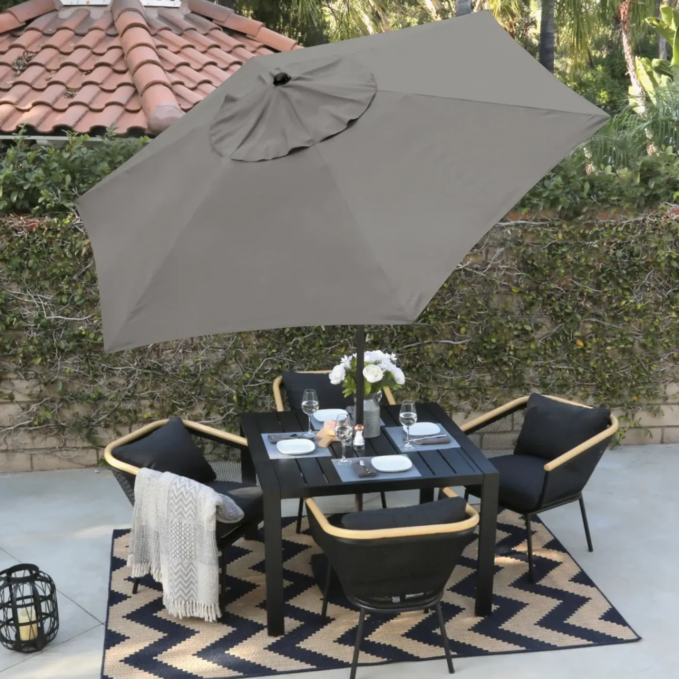 Market 9' Round Push-Tilt Umbrella Outdoor Umbrellas
