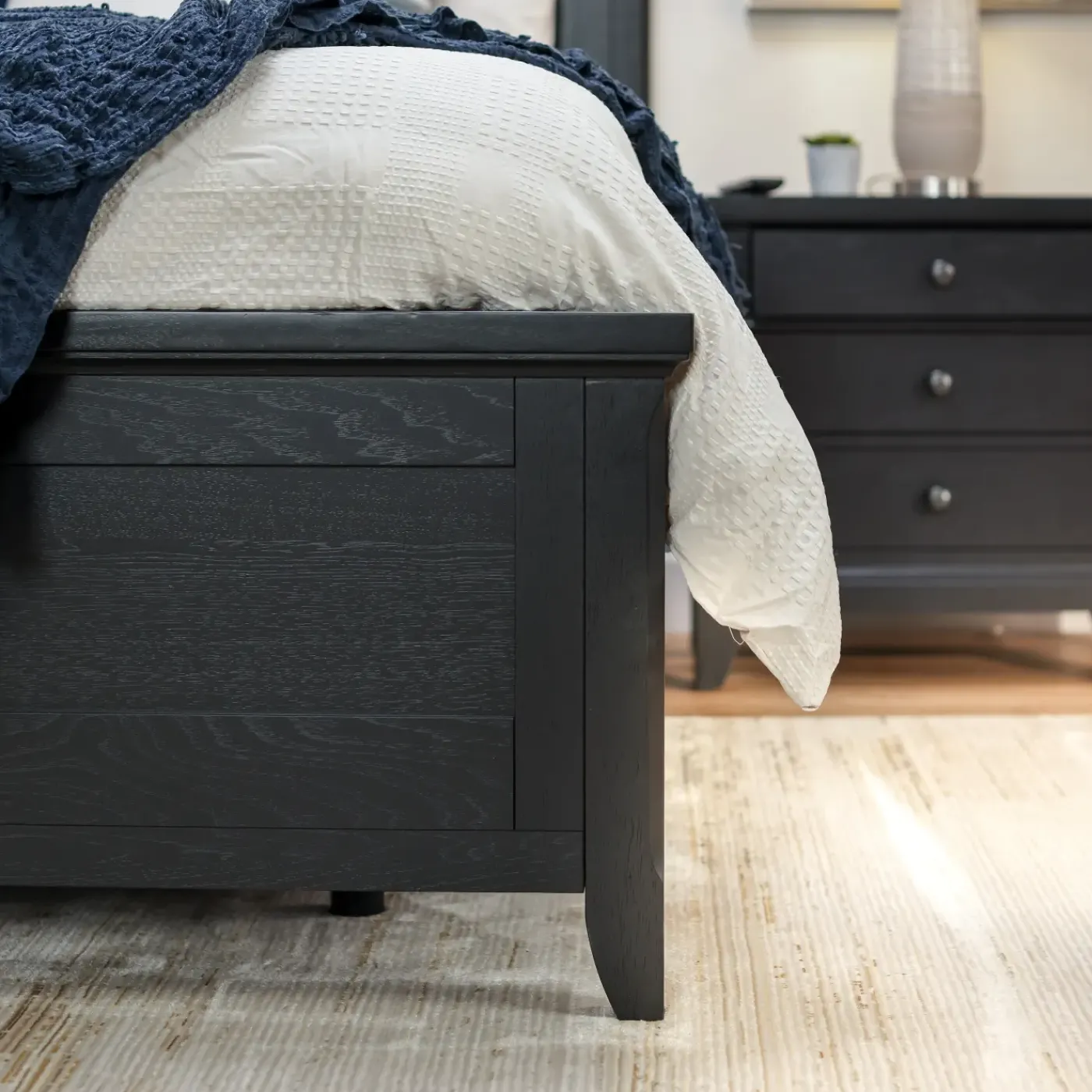 Best Modern Classics Bed-New! Bedroom|Beds & Headboards