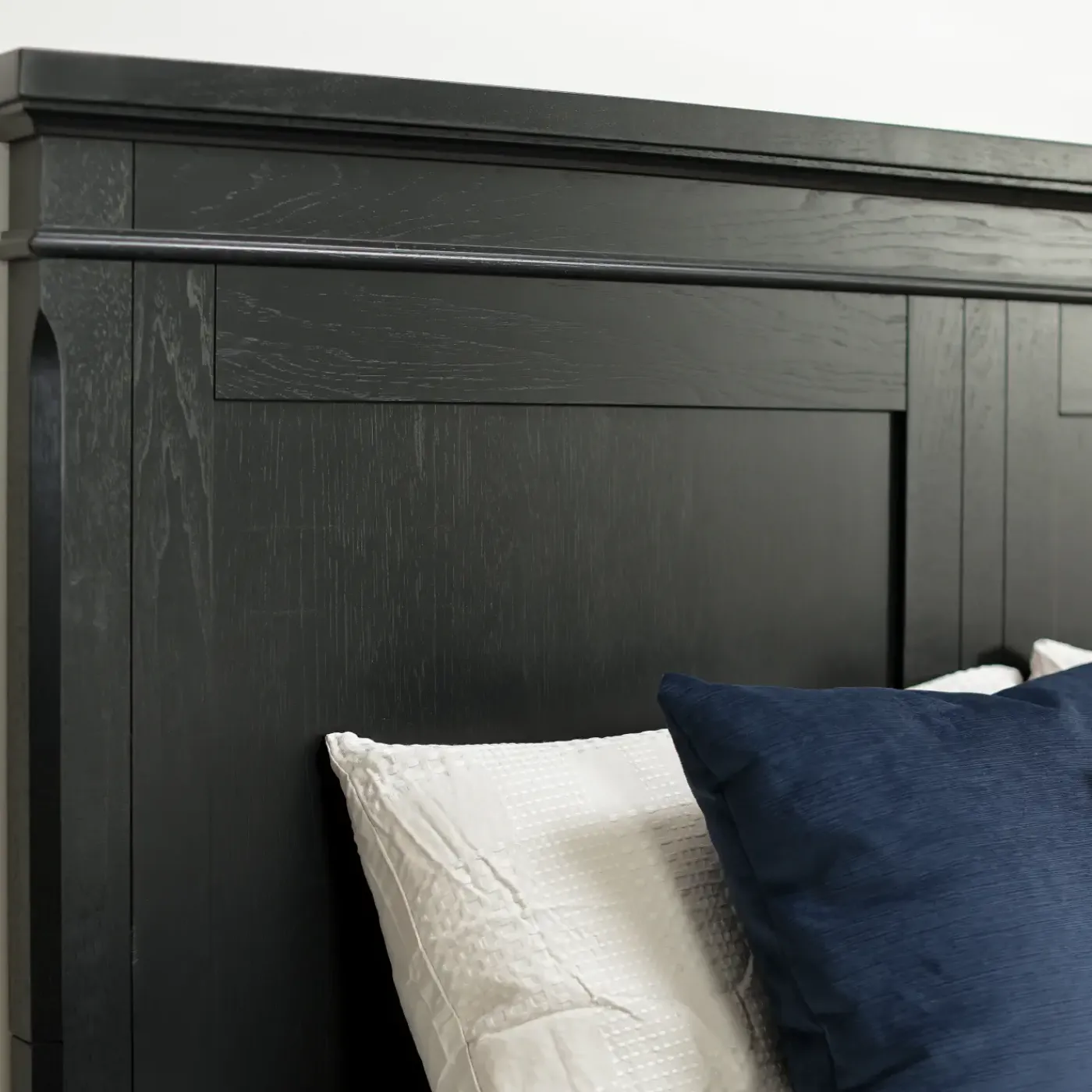 Best Modern Classics Bed-New! Bedroom|Beds & Headboards